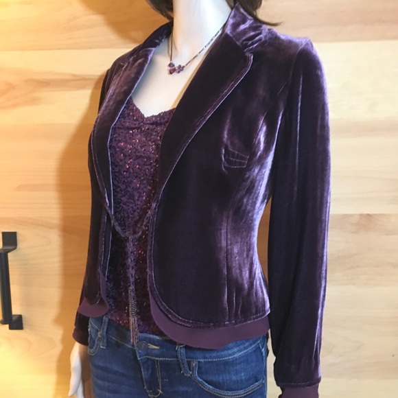 Express Jackets & Blazers - GORGEOUS VELVET BLAZER JACKET